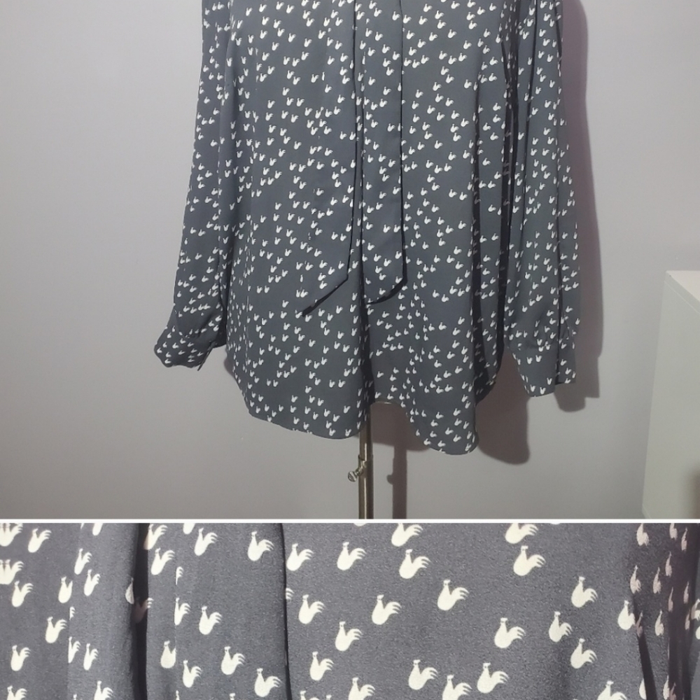 Loft gray rooster blouse